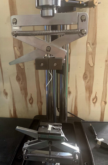 久盈膜科技的塑料管斷裂伸長(zhǎng)率測(cè)定